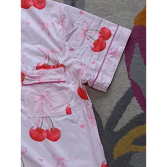 $NWOT Women's pink Cherry Bow PJ set button up shirt w/shorts. Barbiecore, XXL - Picture 7 of 9